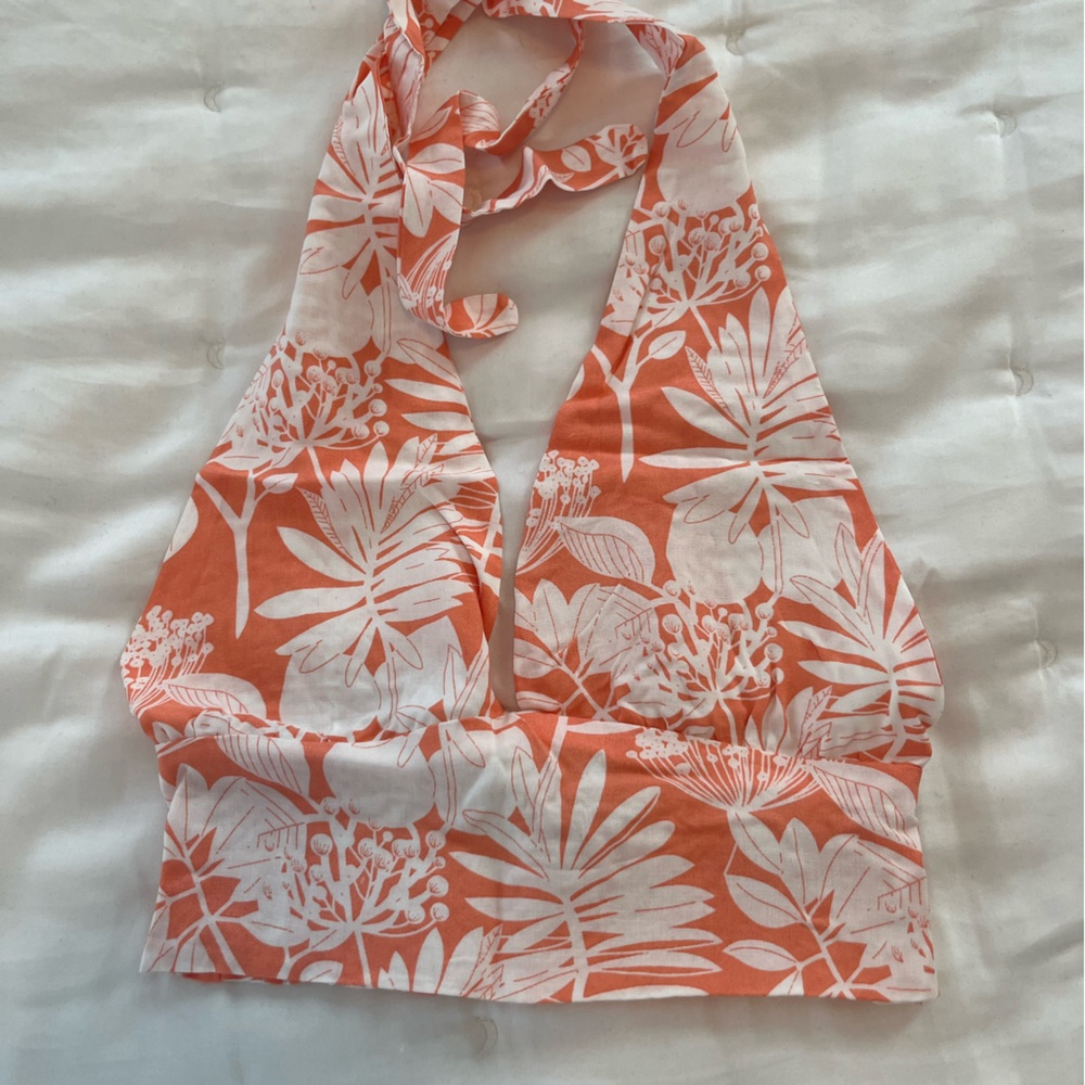 Kendall & Kylie Halter Top